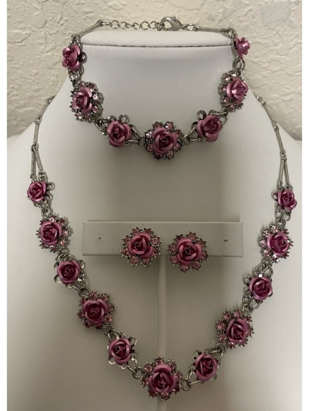AVON Silver-tone Jewelry Set Pink Metal Rose 15” Necklace Bracelet Clip Earrings
